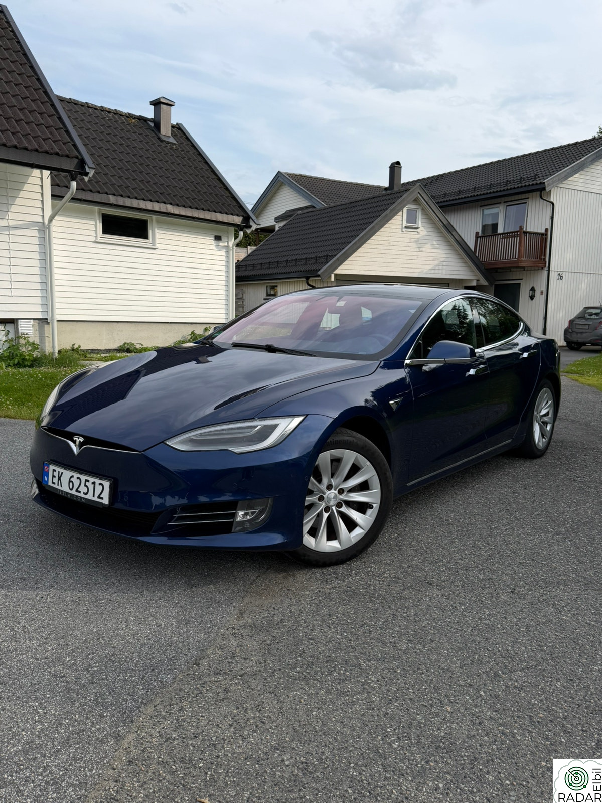 TESLA Model S 75D 4WD