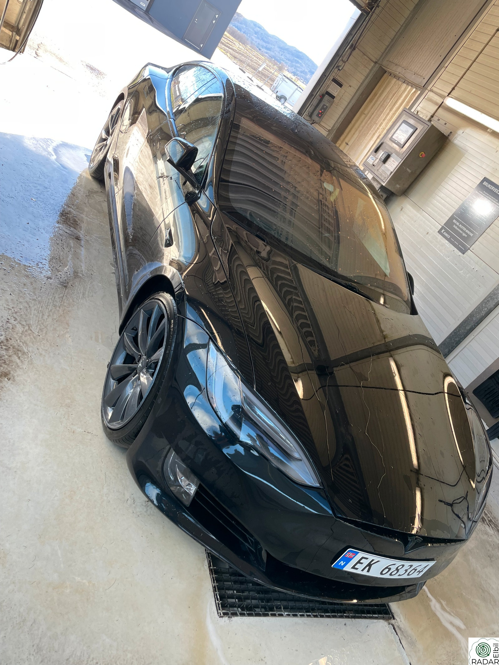 TESLA Model S 75D 4WD