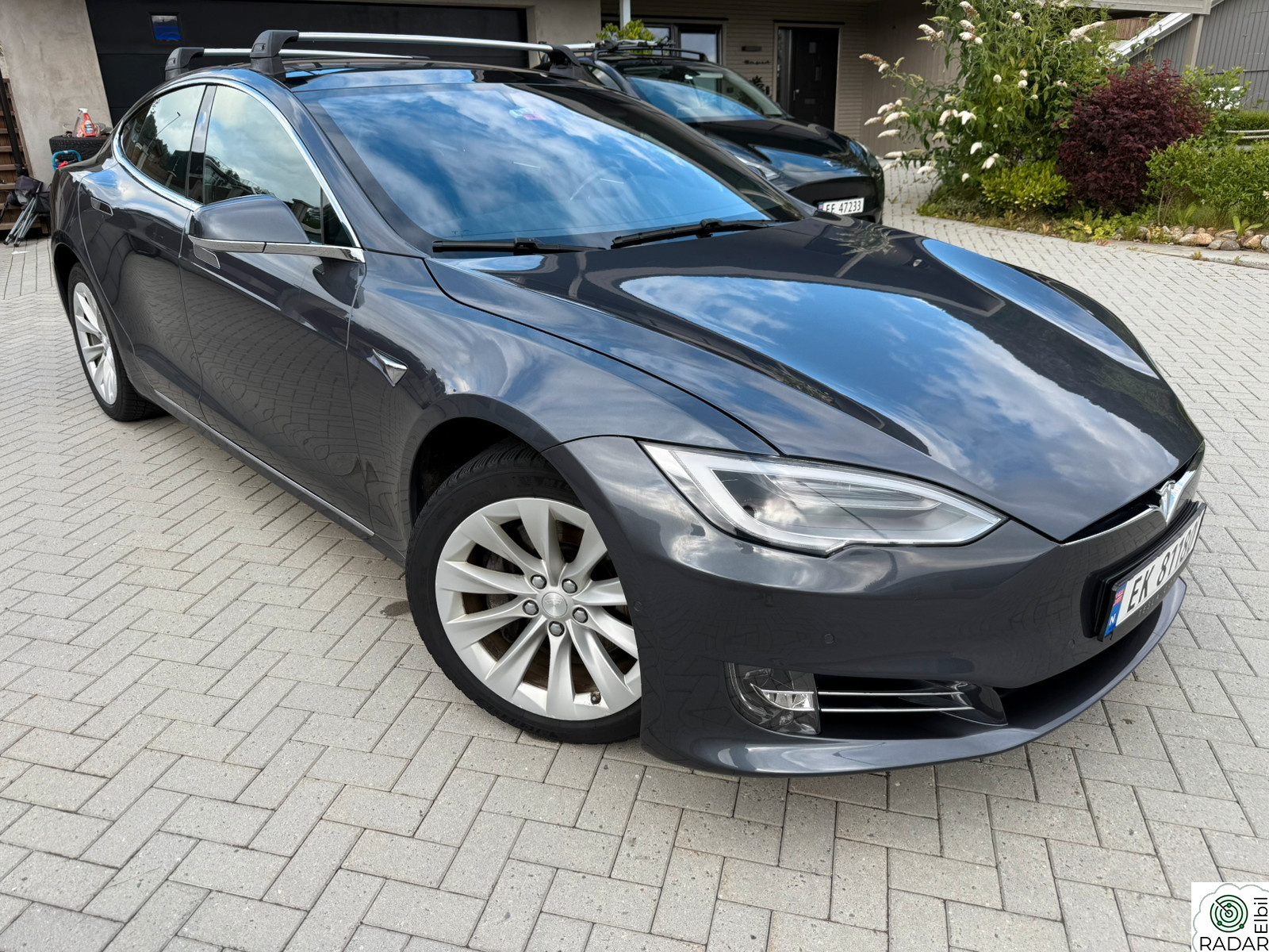 TESLA Model S 75D 4WD