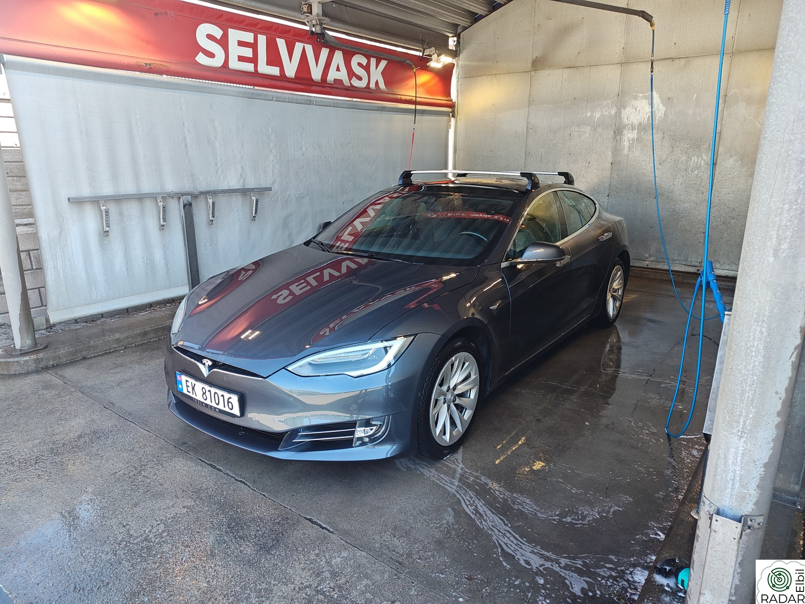 TESLA Model S 75D 4WD