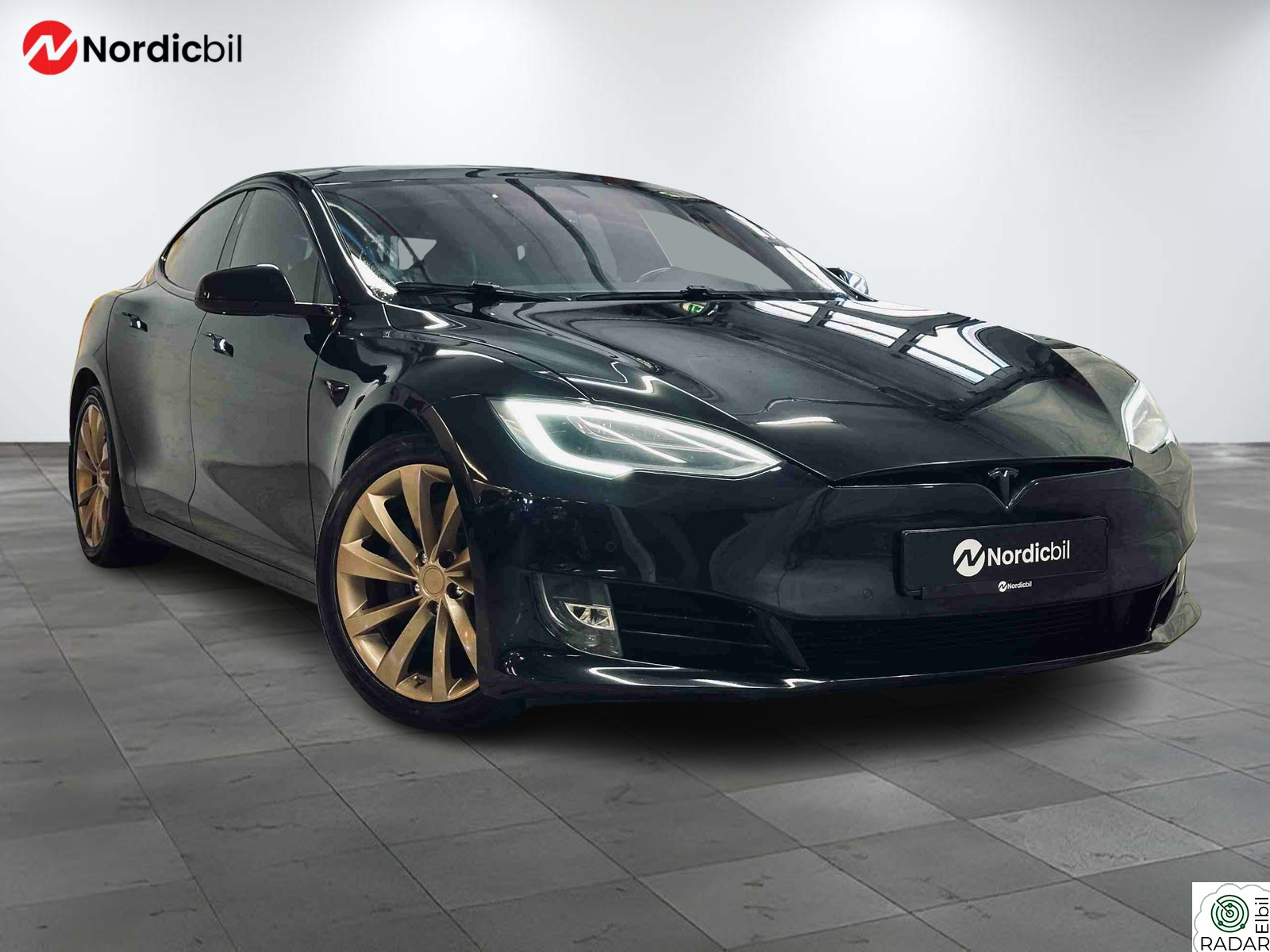 TESLA Model S AWD - 490 KM - Autopilot - 1 Eier - CCS - Garanti