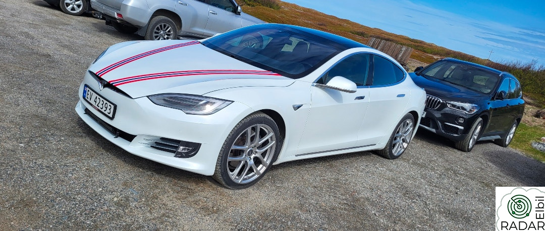 TESLA Model S 75D 4WD