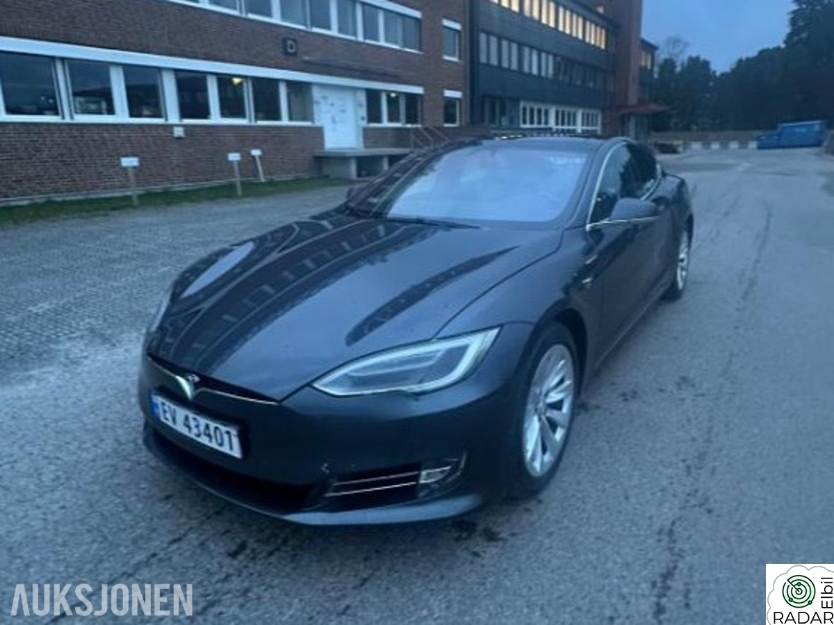 TESLA Model S 75D AWD