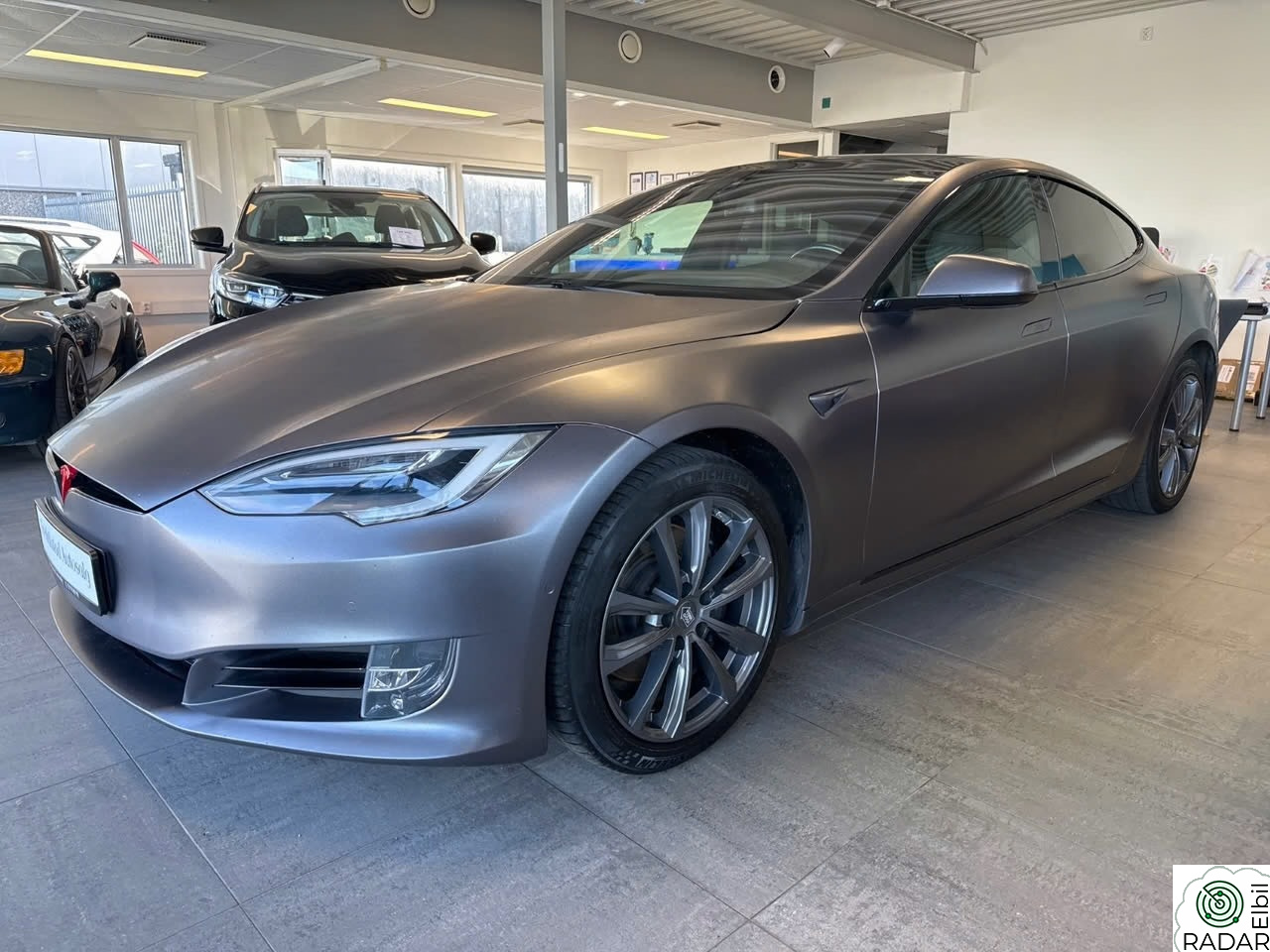 TESLA Model S 75D 4WD