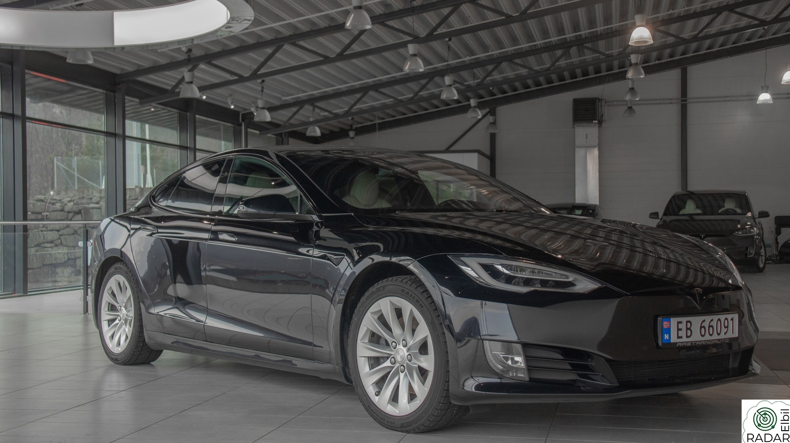 TESLA Model S PREMIUM||HIFI|C.DELETE|SOTING|GARANTI|HENGERFESTE