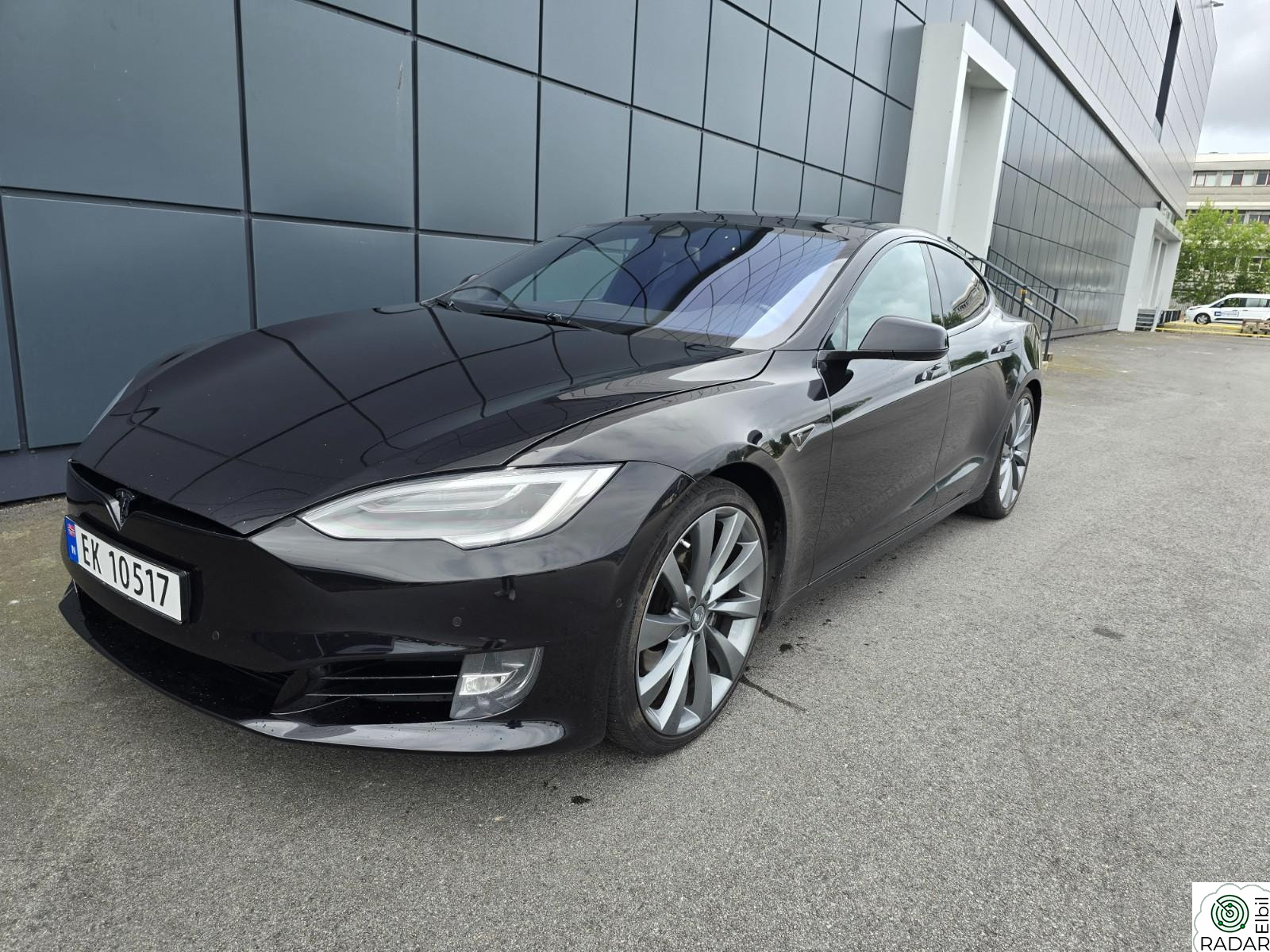TESLA MOTORS Model S 75D/LUFT/PANORAMA/VINTER/CCS*/AUTOPILOT/4G++