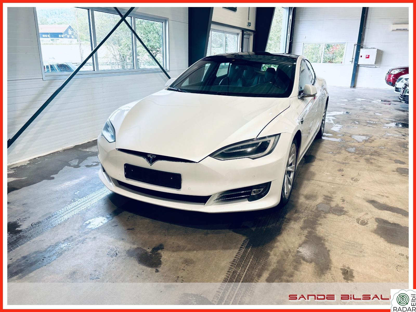 TESLA MOTORS Model S 75D.Autopilot.Panorama soltak.
