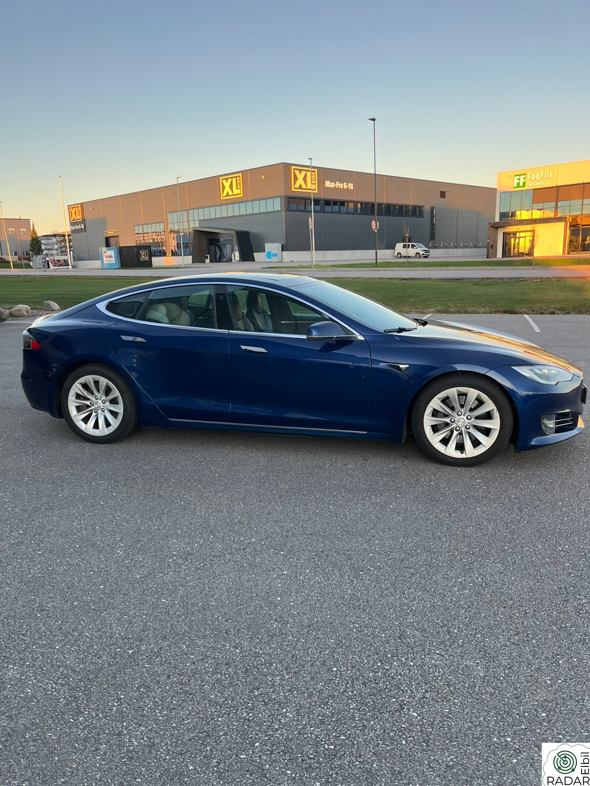TESLA MOTORS Model S 75D 4WD Gratis Lading