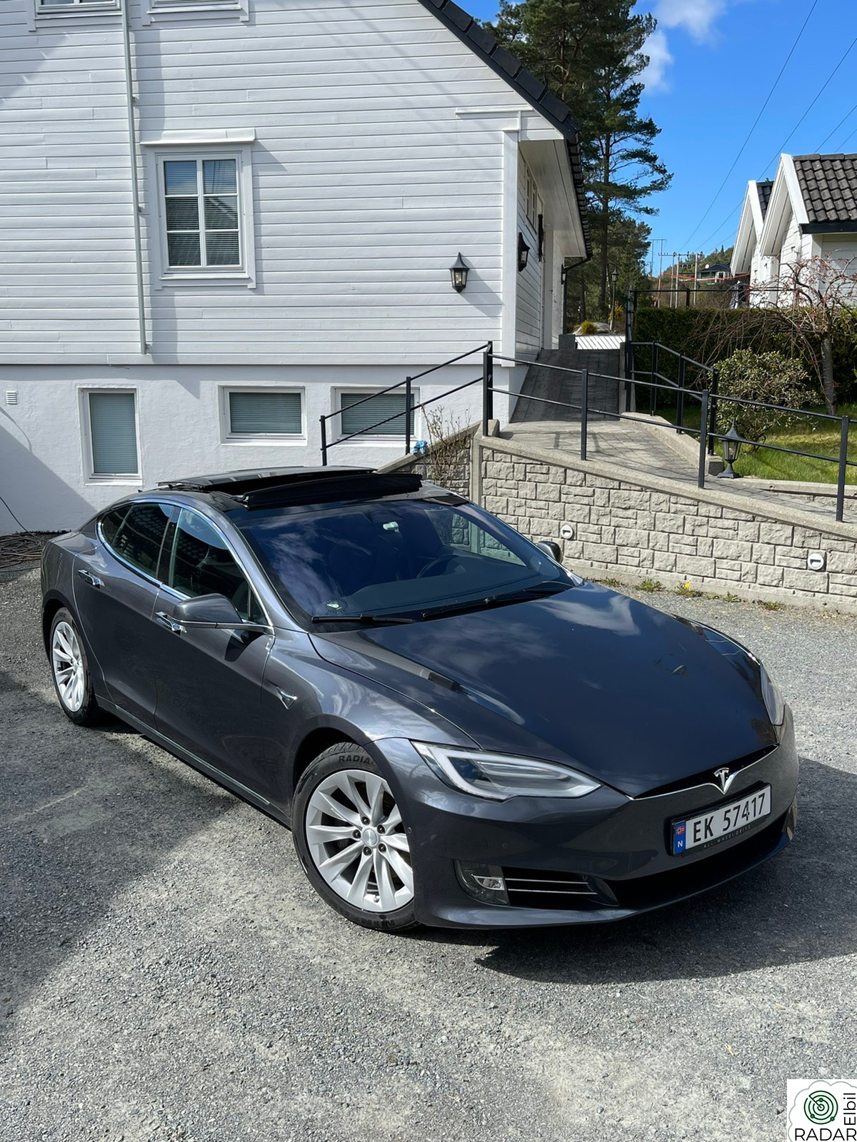 TESLA Model S 75D 4WD