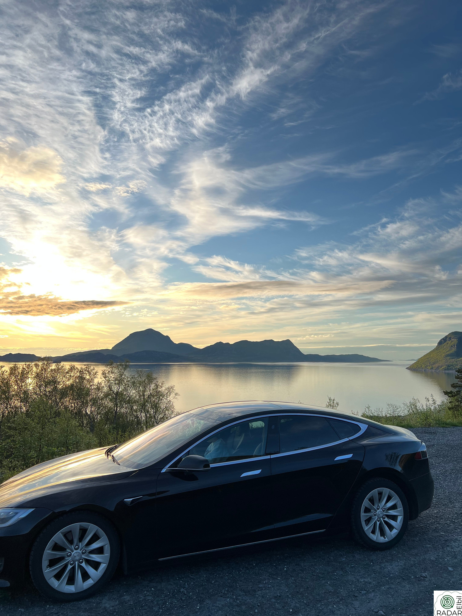 TESLA Model S 75D 4WD