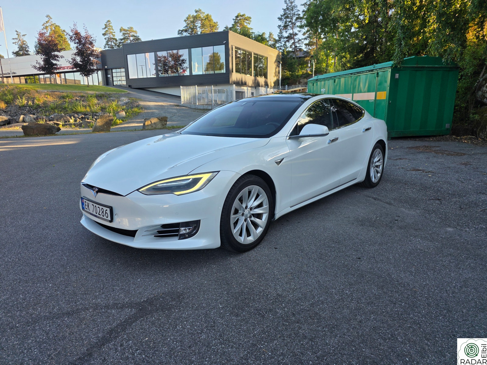 TESLA Model S 75D AWD 2017 | AP2.5 | Luftfjæring | Soltak | CCS