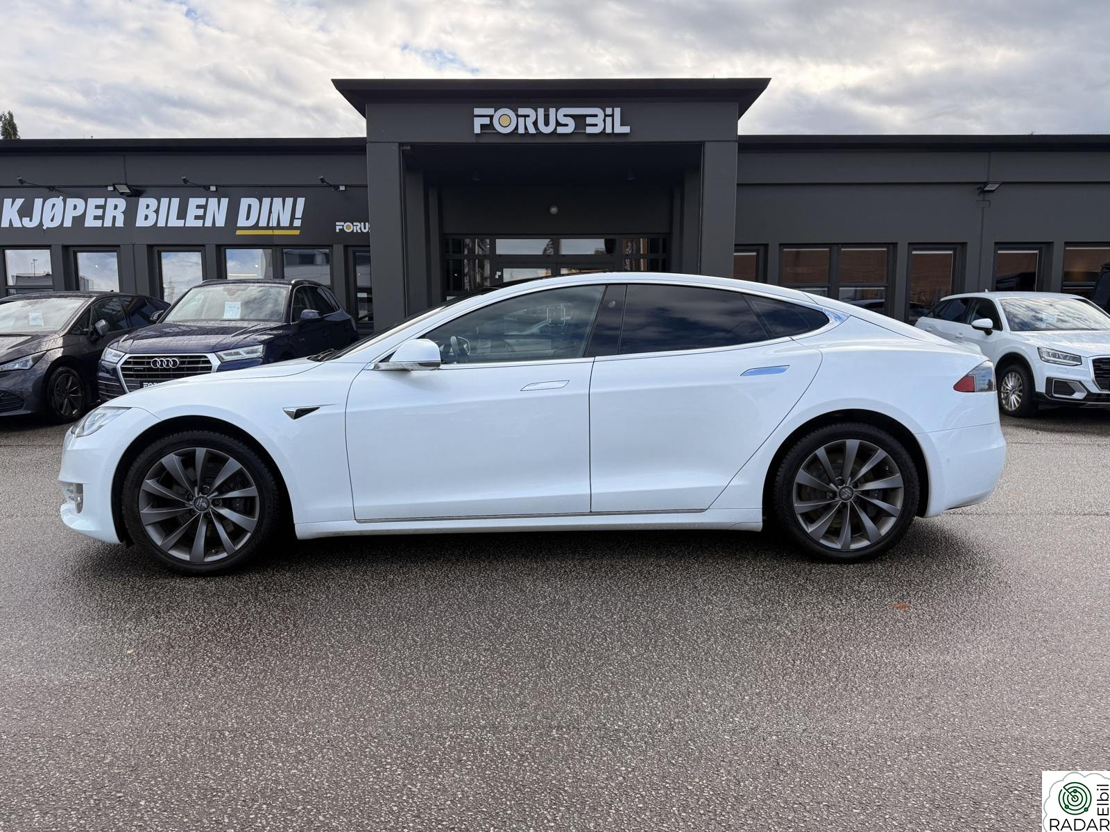 TESLA Model S 75D Autopilot 2.5 /Luftfjæring /Pano /EU 08.2028