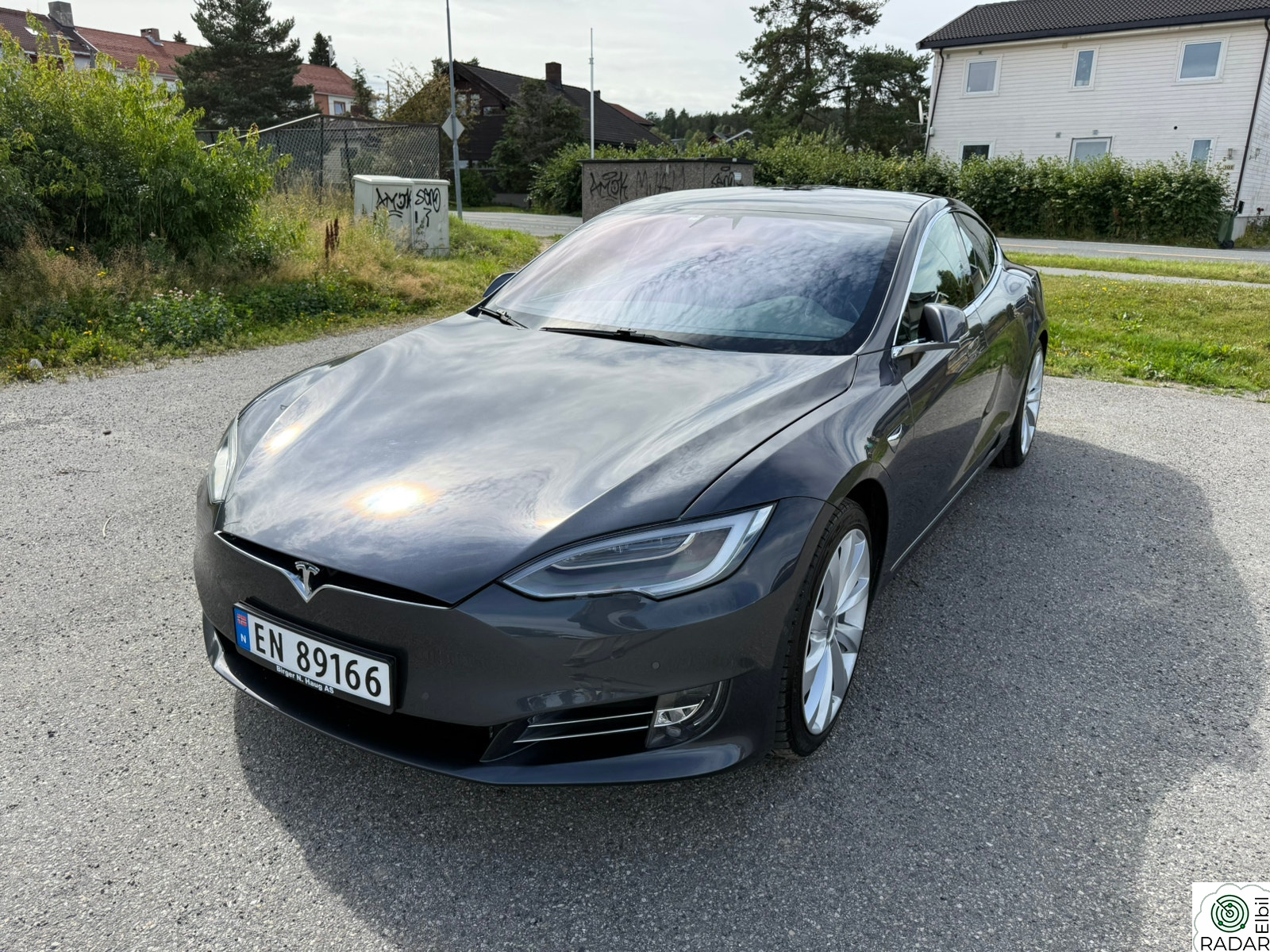 TESLA Model S Raven Long Range