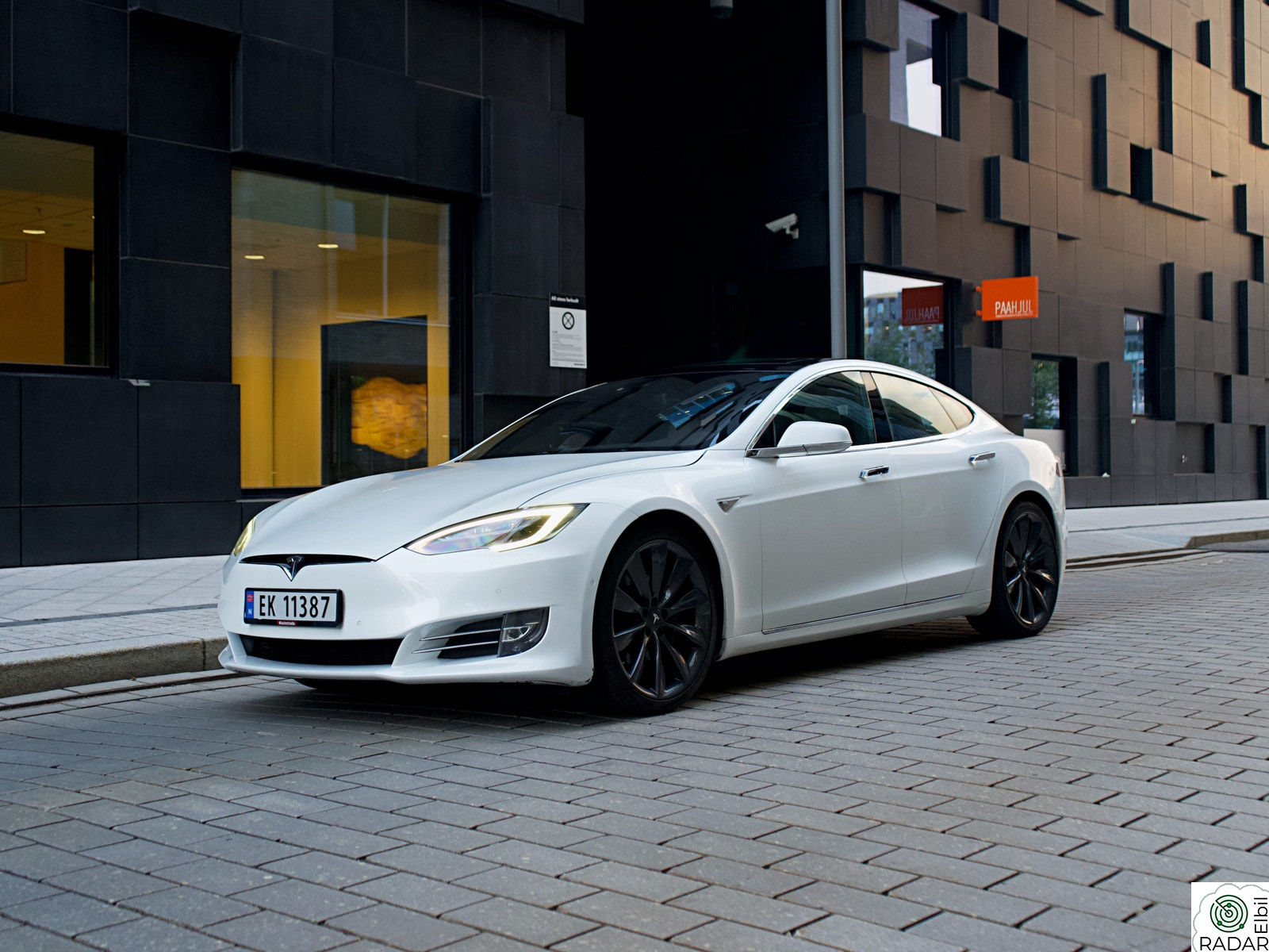 TESLA MOTORS Model S 75D 4WD / Gratis lading / Premium Connectivity / +++