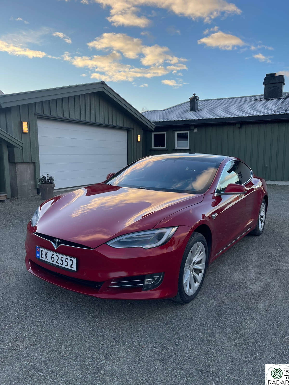 TESLA Model S 75D 4WD