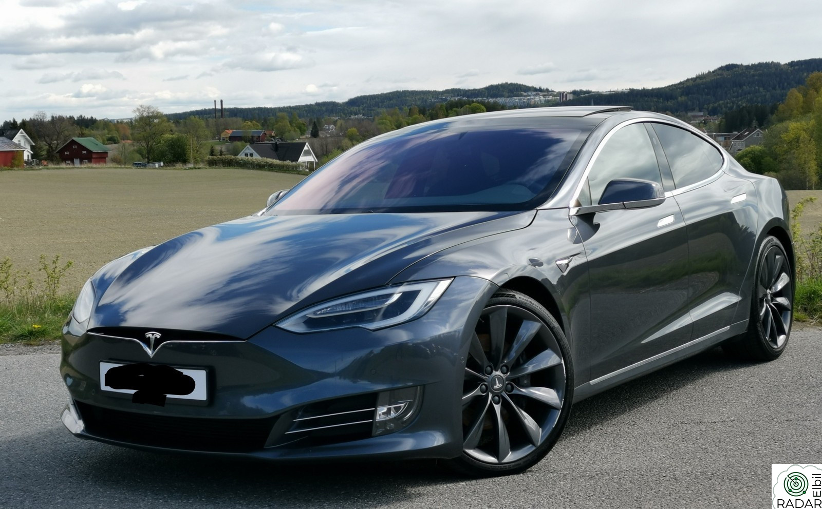 TESLA Model S 75D 4WD