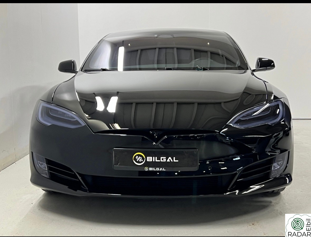 TESLA Model S 75D 4WD
