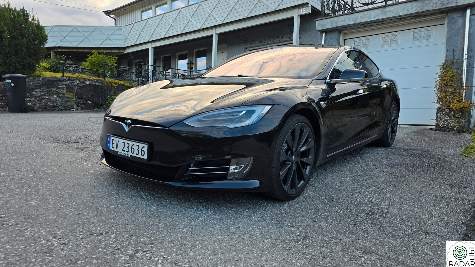 TESLA Model S 100D/Free SuperCharging/MCU2/Intel Atom