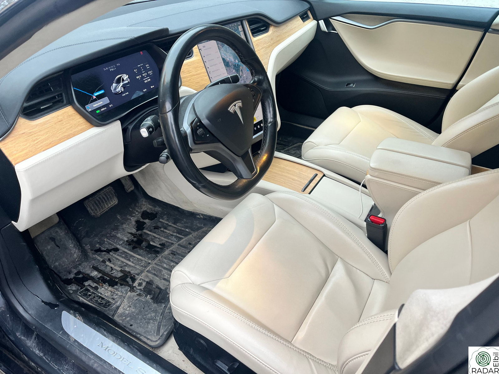 TESLA Model S 75D 4WD