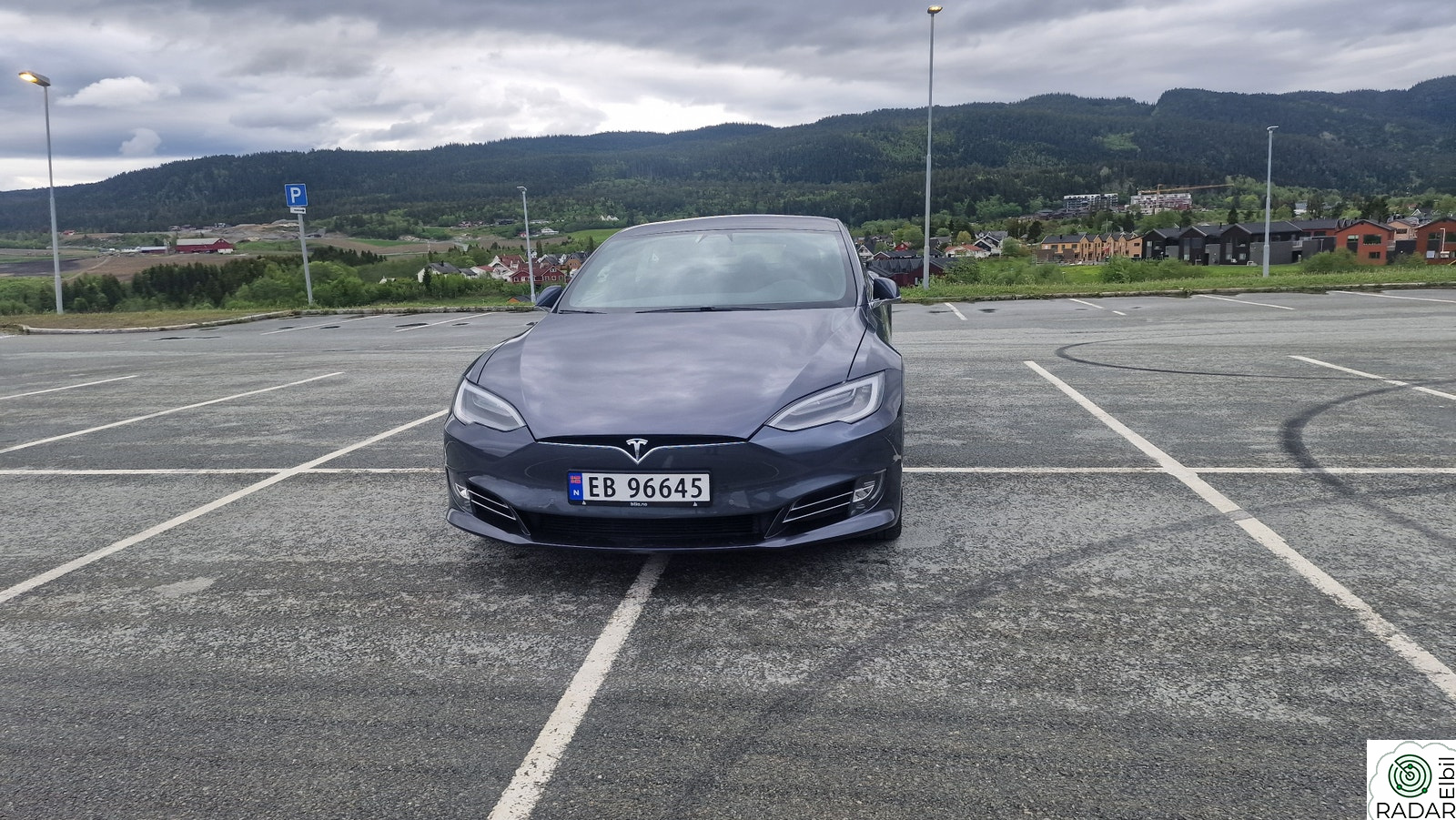 TESLA Model S Long Range Plus