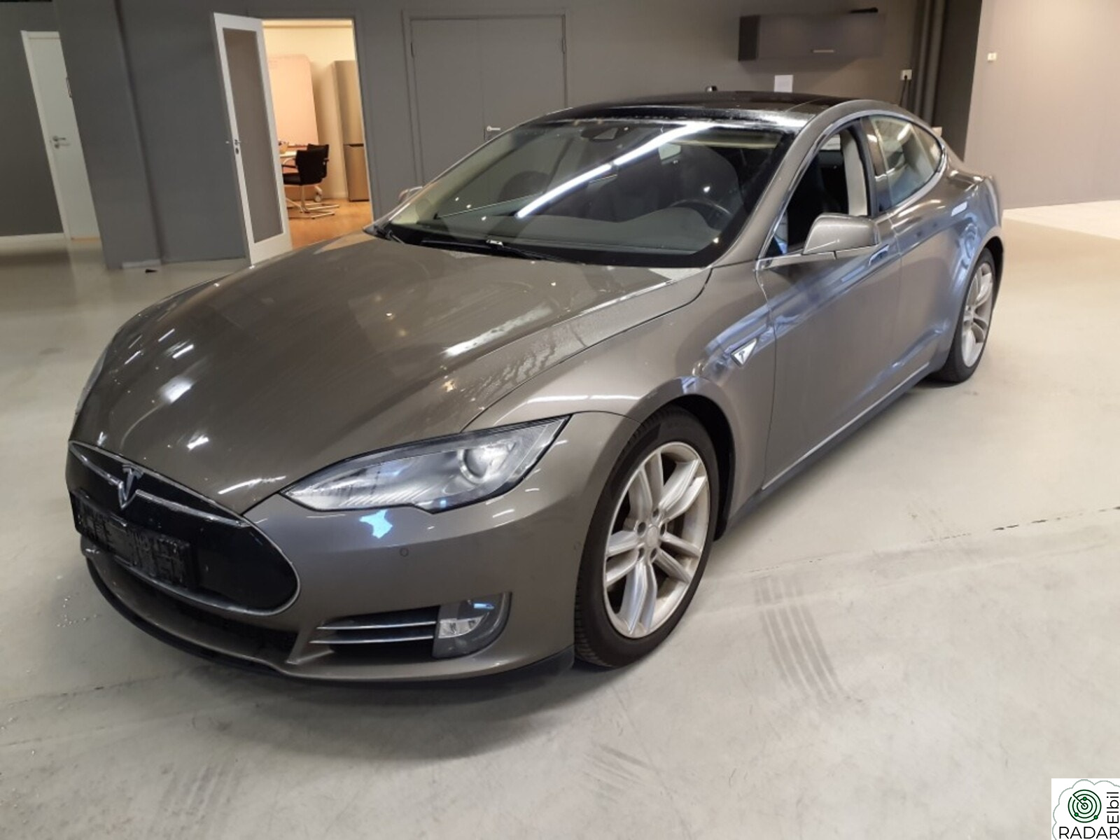 TESLA MOTORS Model S 70D  GRATISLADING, NY MOTOR BAK