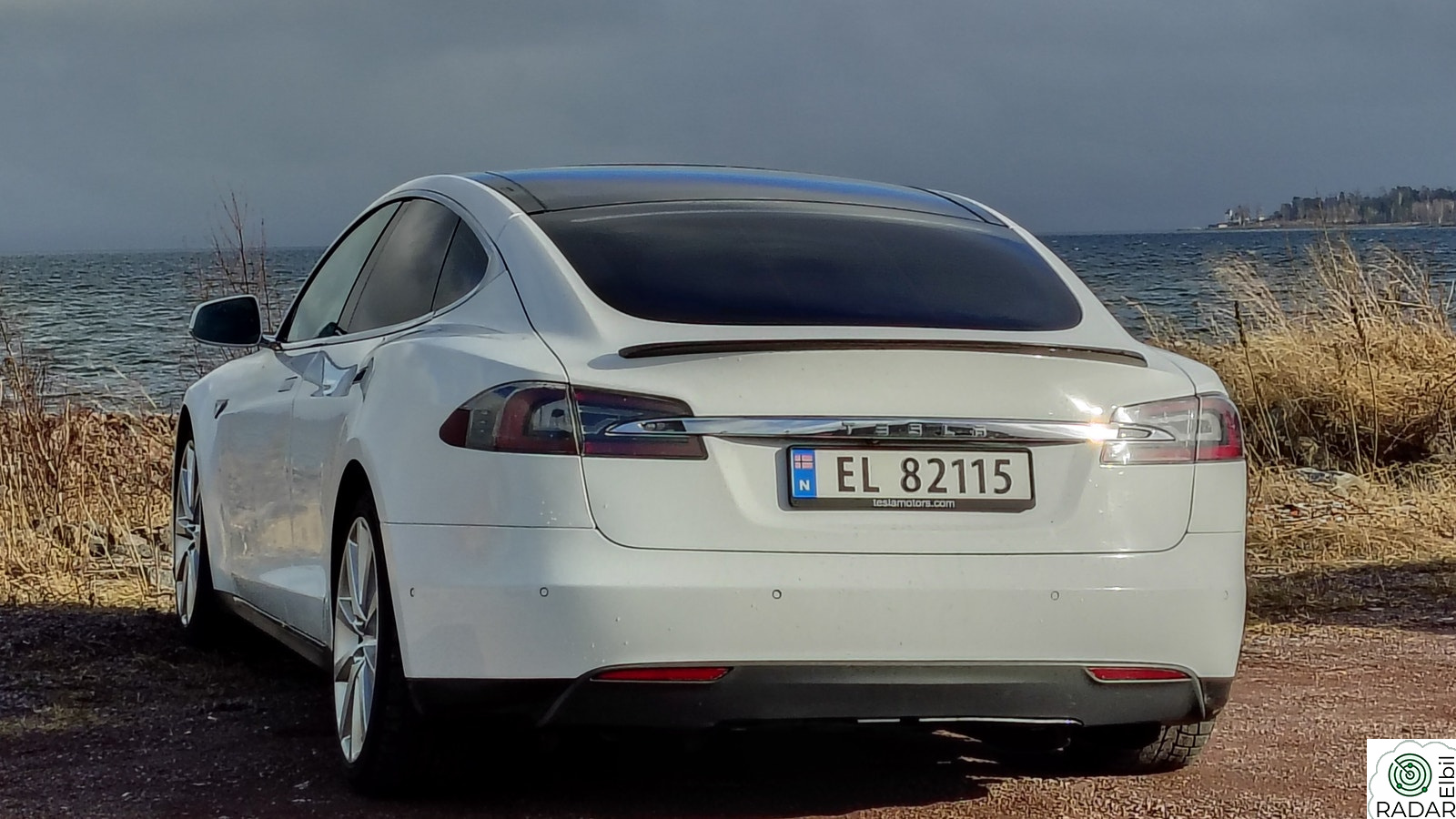 TESLA MOTORS Model S 70D
