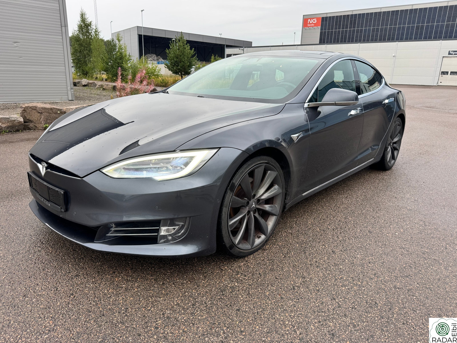 TESLA Model S 75D,CCS-AKTIVERT,SKINN,PREMIUM LYD