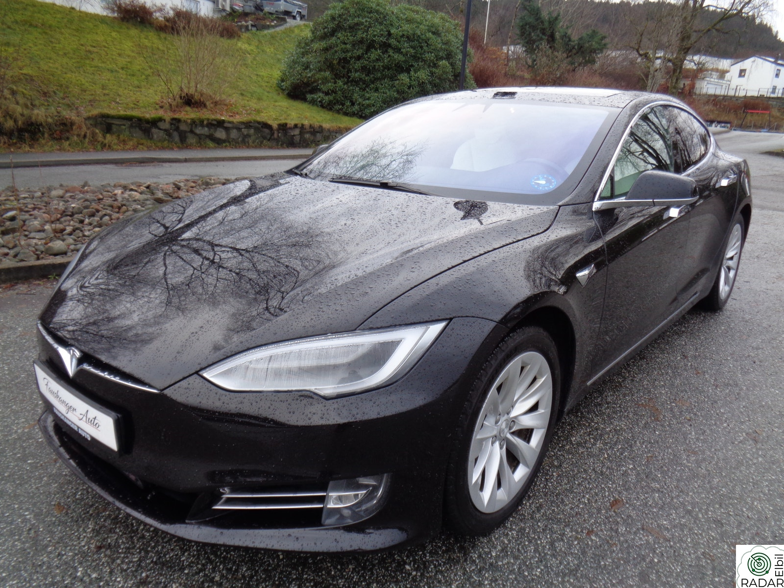 TESLA Model S 100D AWD 525 HK PREMIUM CCS HVITT SKINN PANO LUFT DAB+