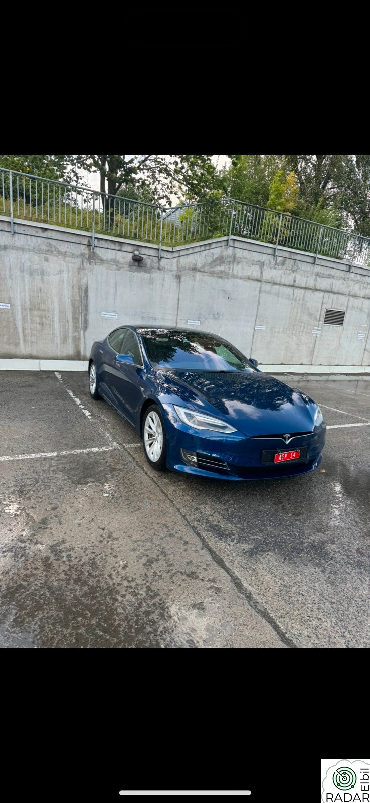 TESLA Model S 75D 4WD