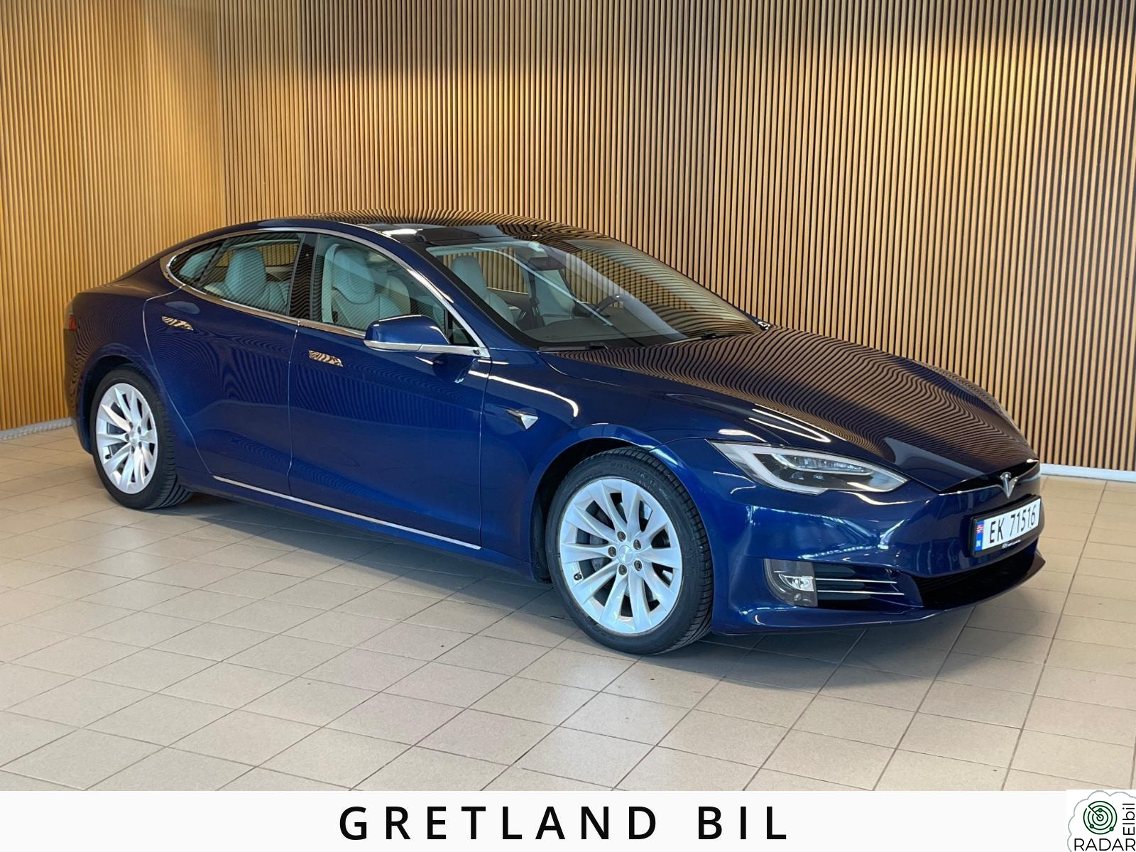 TESLA Model S 75D//Premium//AP 2.5//Panorama