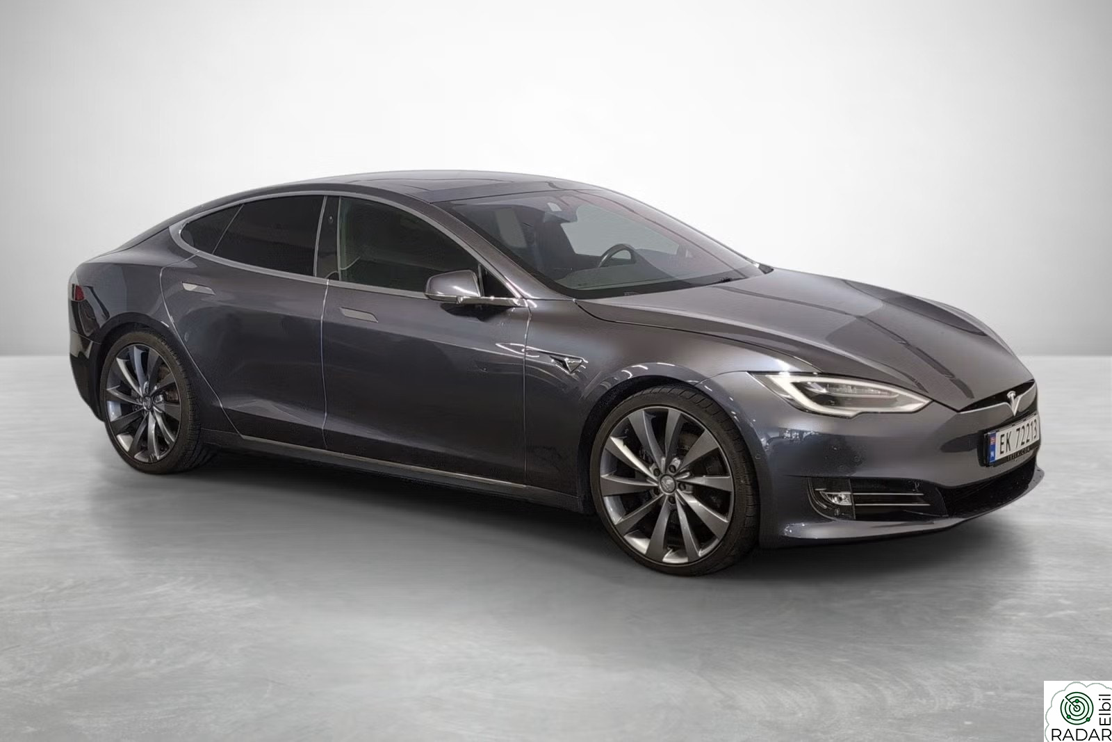 TESLA Model S 75D 4WD