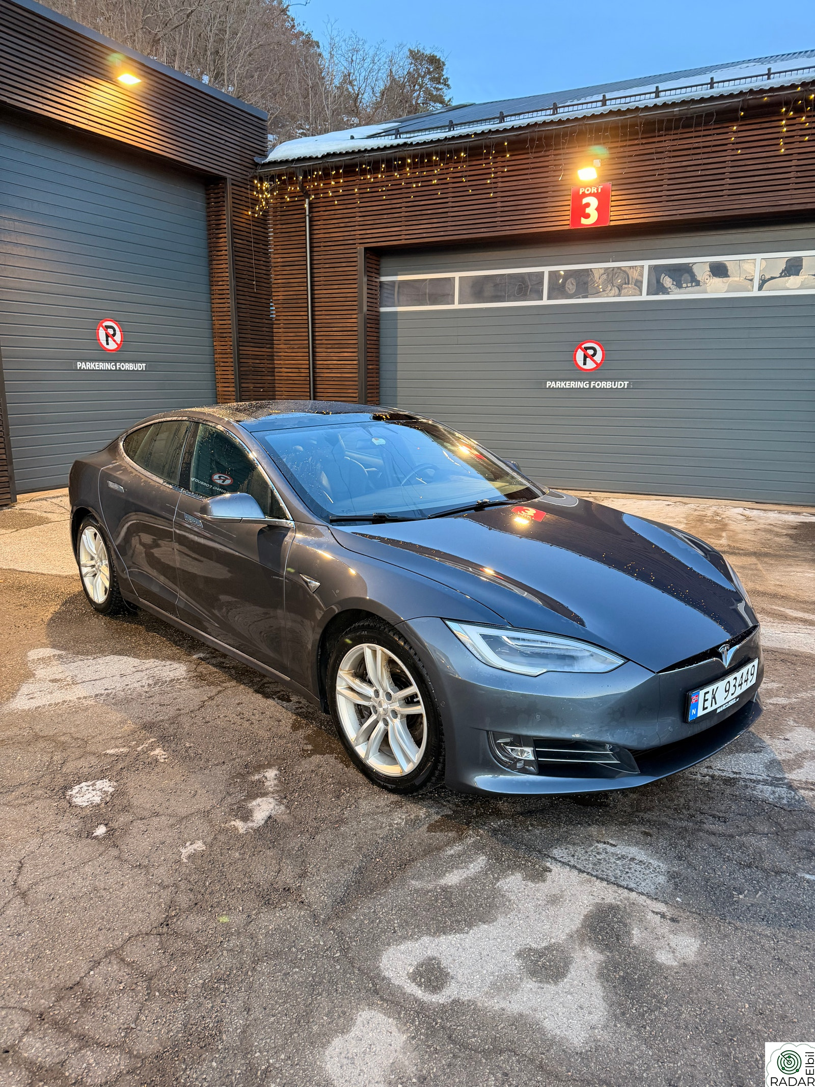 TESLA Model S 75D 4WD