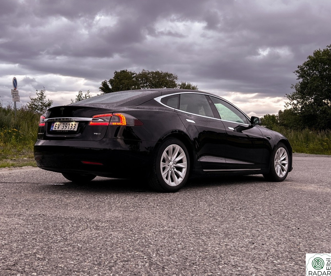 TESLA Model S Model S 75D