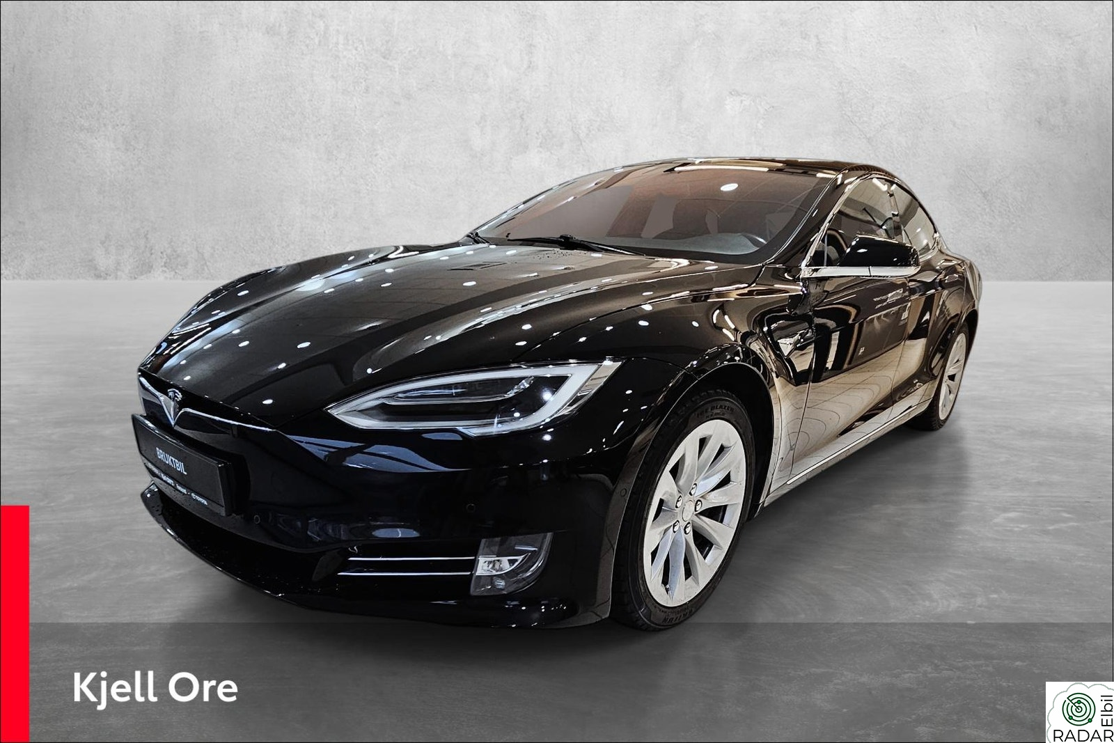 TESLA Model S Tesla Model S Standard Range  AWD  Panorama - FSD
