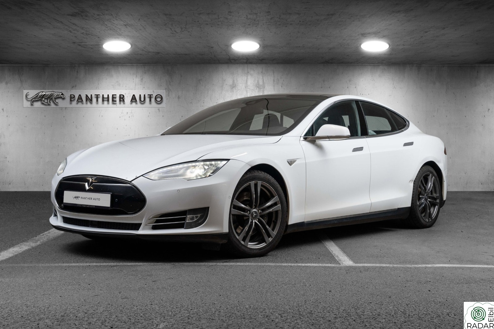 TESLA MOTORS Model S 70D | Soltak | Skinnseter | Navi ++