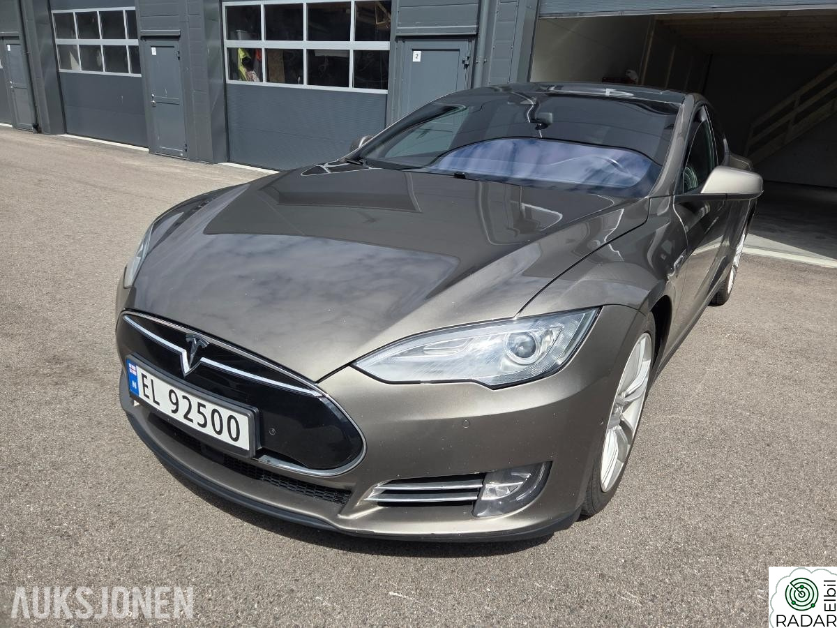 TESLA MOTORS Model S 70D adaptiv cruisekontroll, ryggekamera, Gratis superla