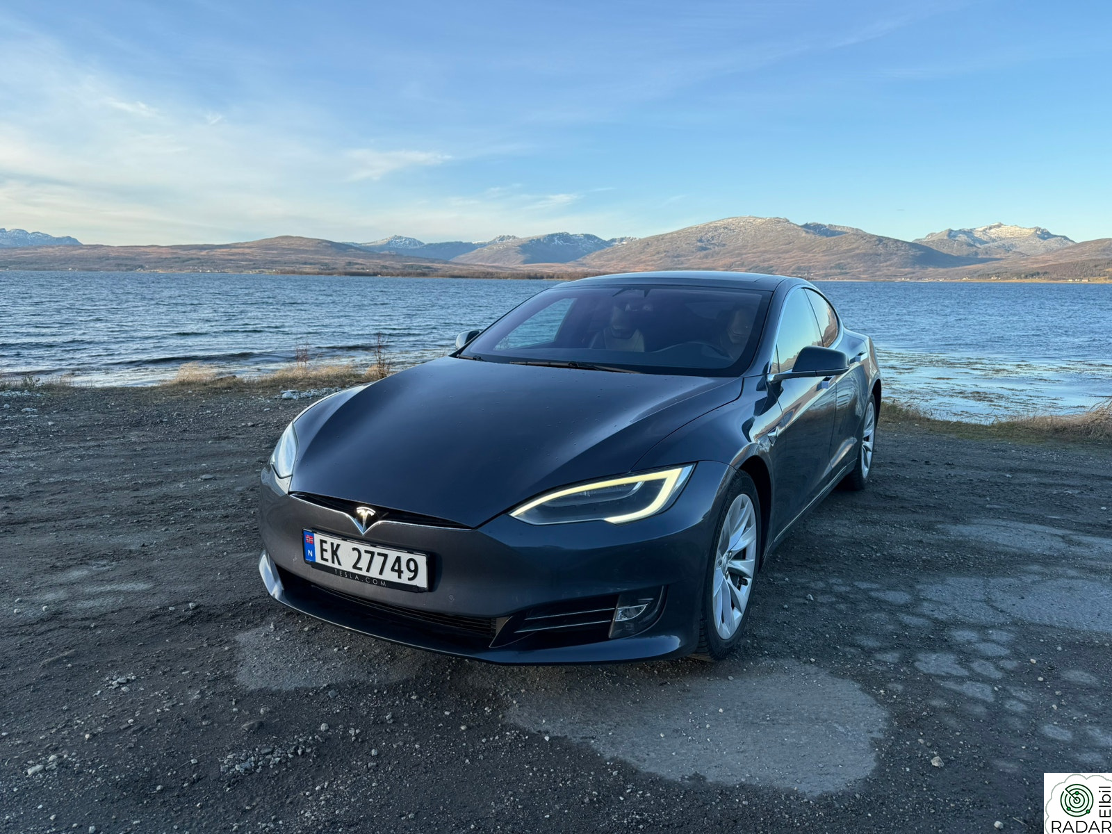 TESLA MOTORS Model S 75D