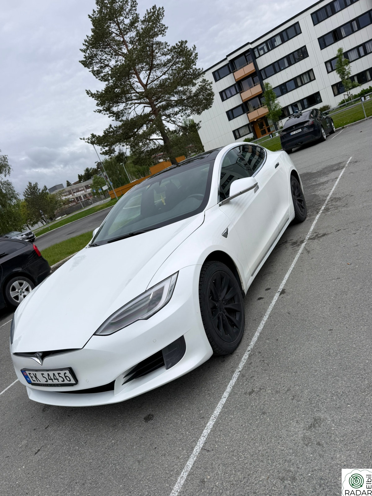 TESLA MOTORS Model S 90D 4WD