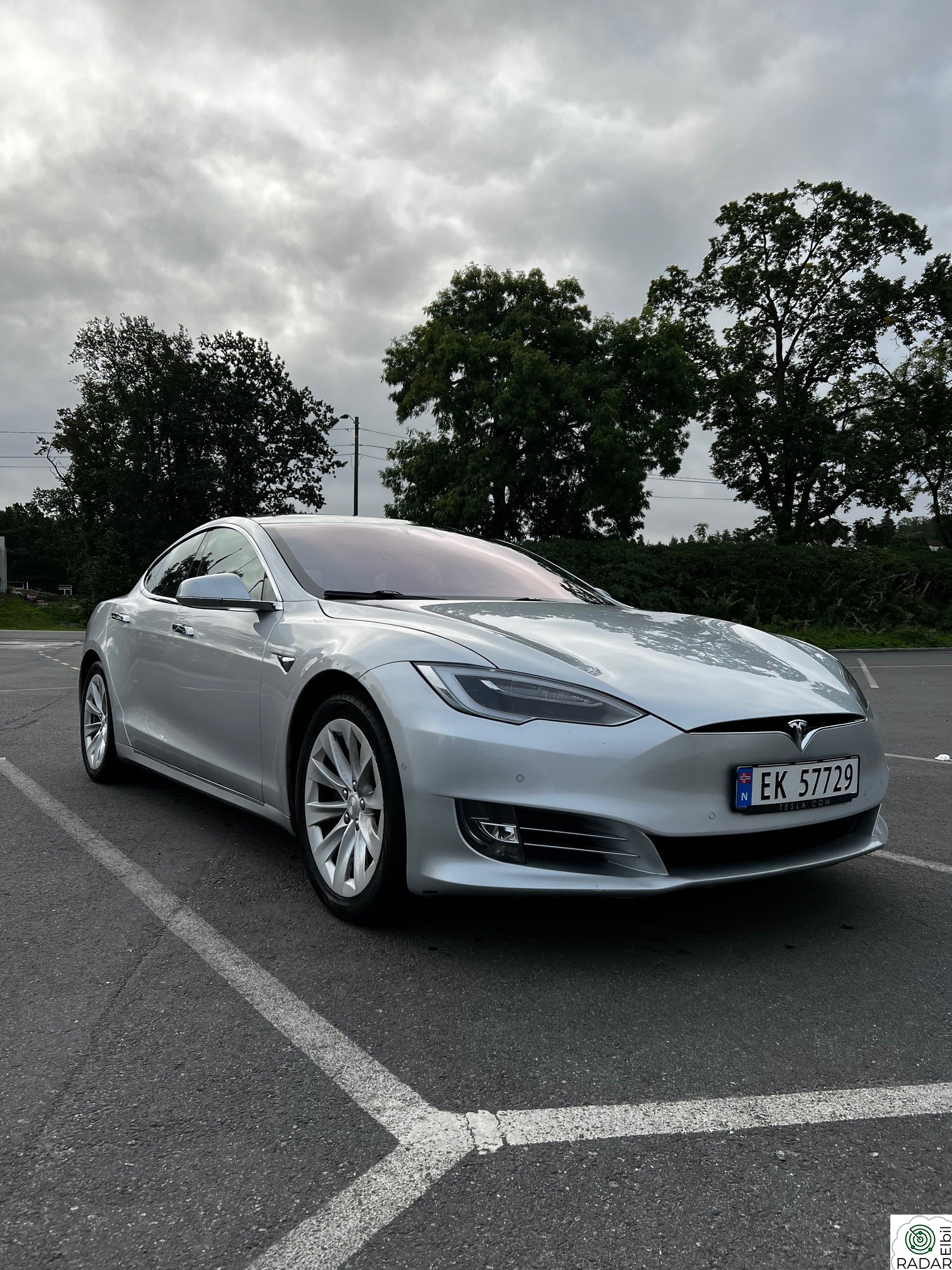 TESLA Model S 75D 4WD, Autopilot, Luft, Pano, ny EU, Takstativ