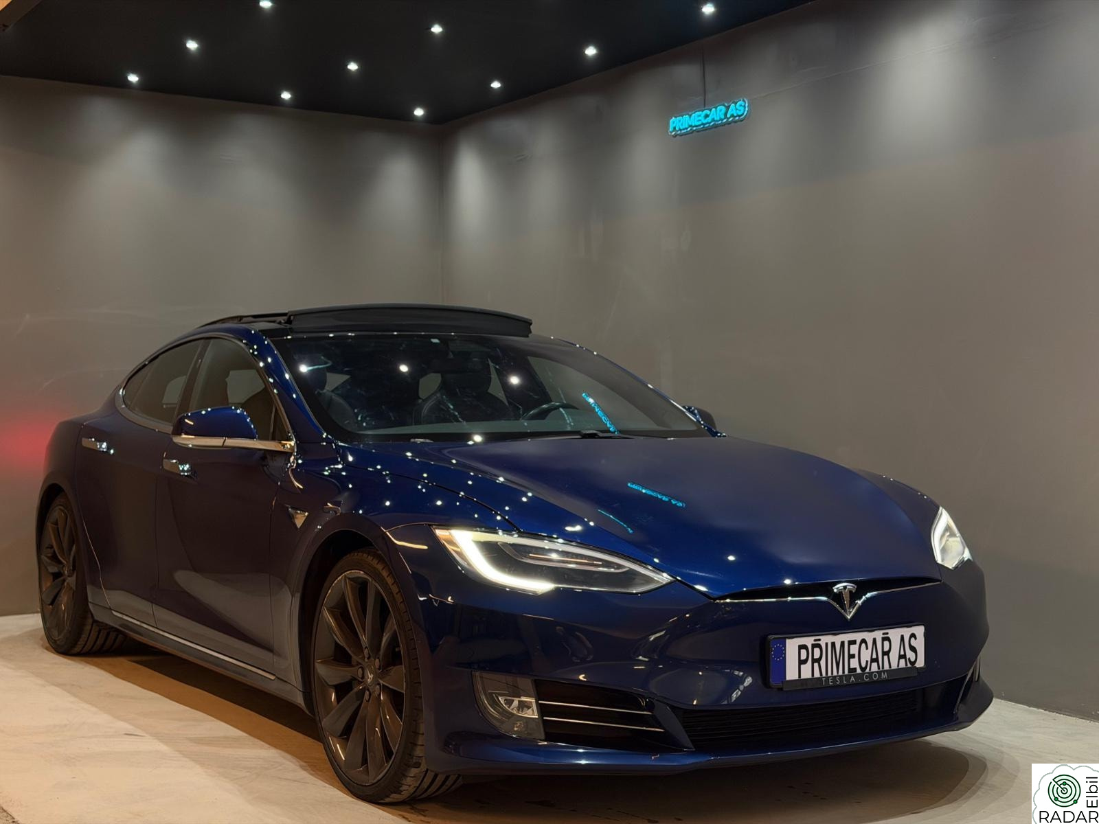 TESLA Model S