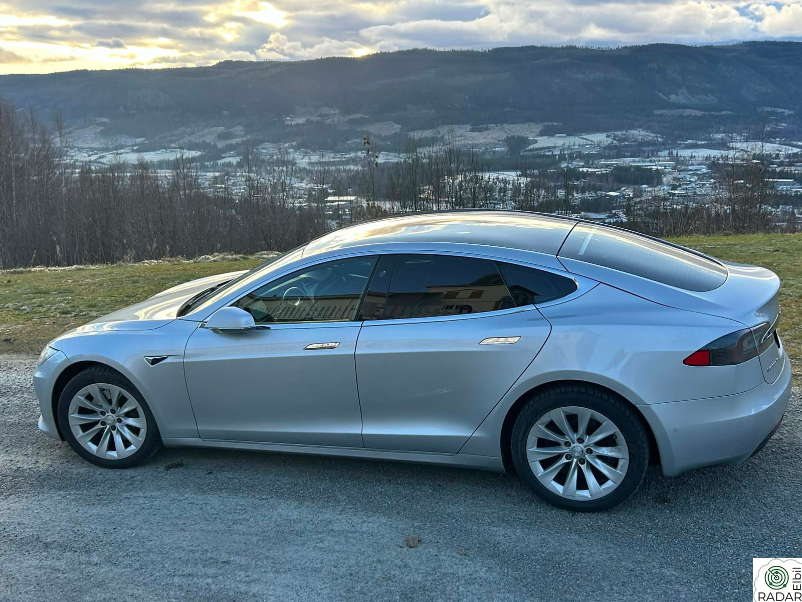 TESLA Model S 75D 4WD