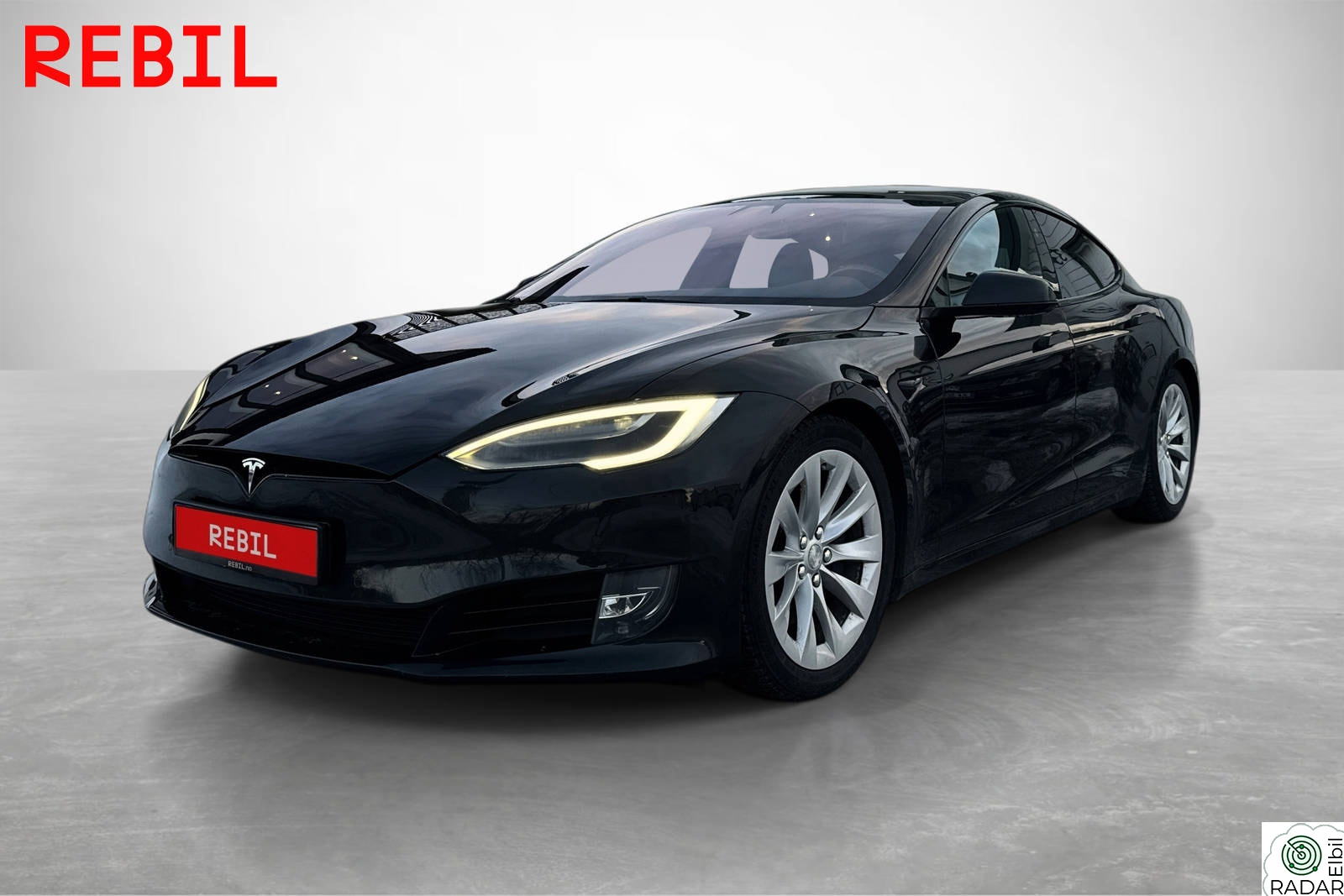 TESLA Model S 75D, Panoramatak, AWD, Autopilot, Luft, Chrome Delete