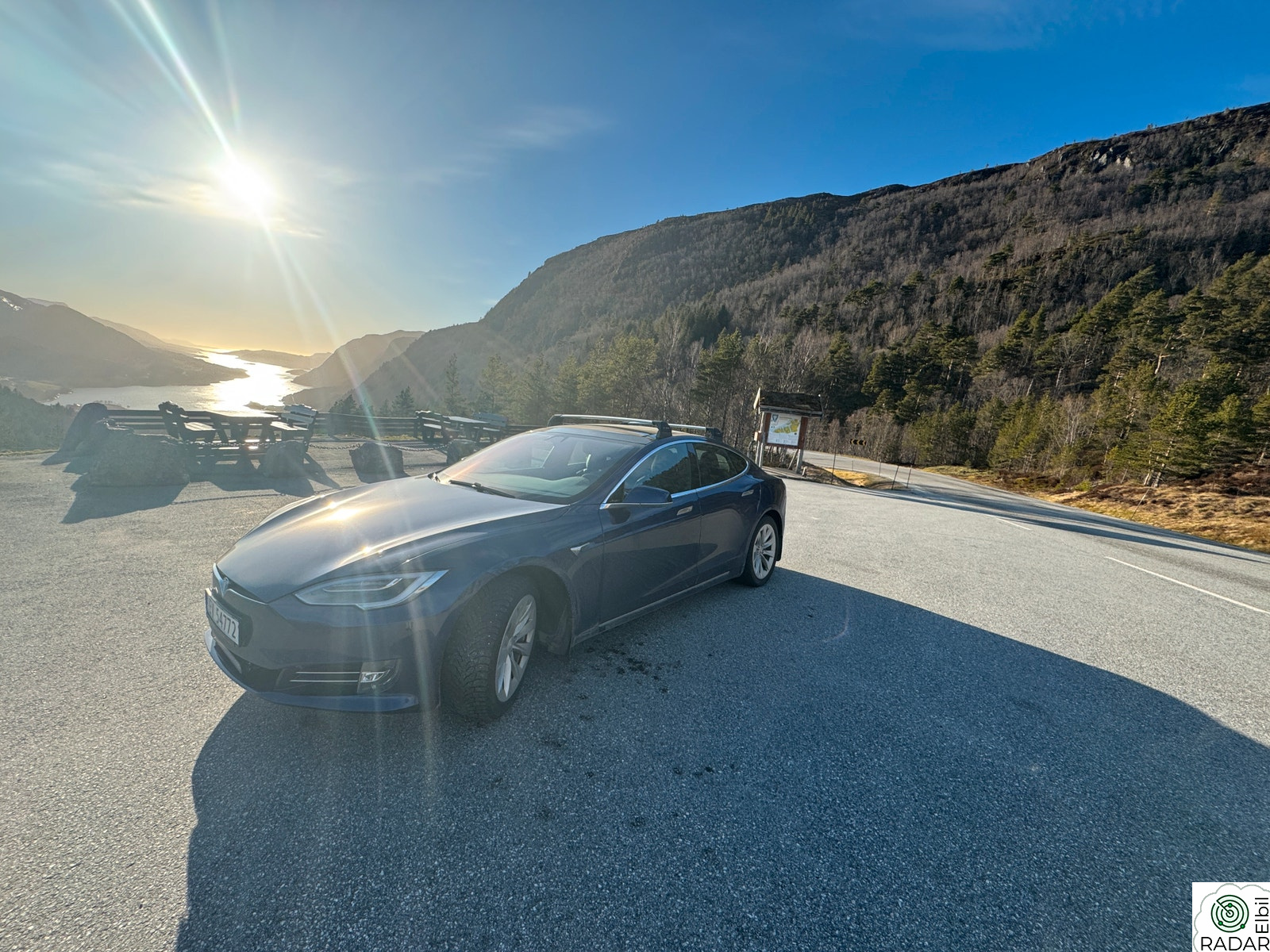 TESLA Model S 75D 4WD