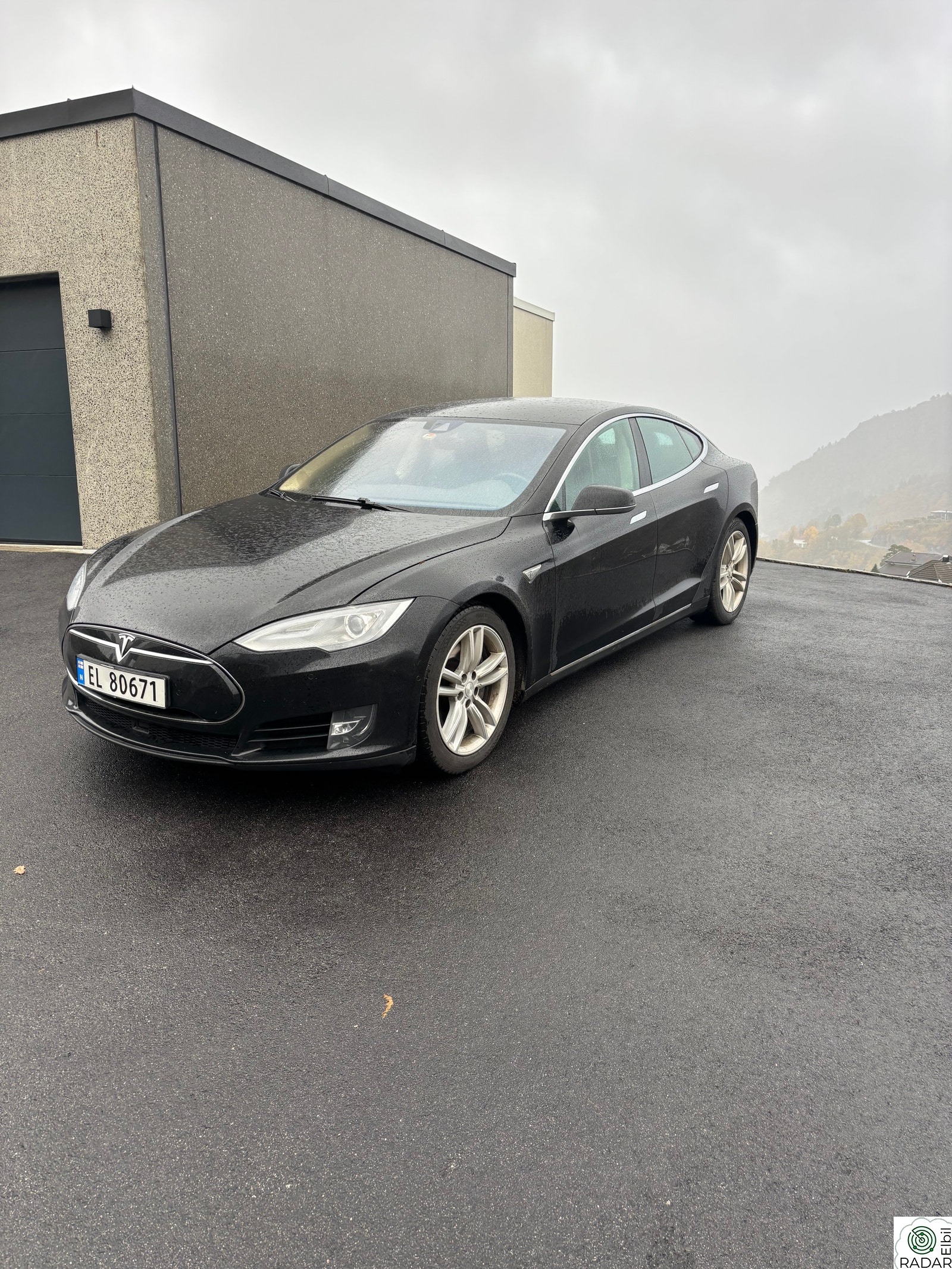 TESLA MOTORS Model S 70D