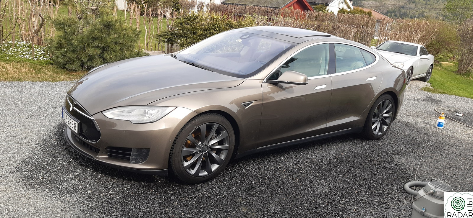 TESLA MOTORS Model S 70D