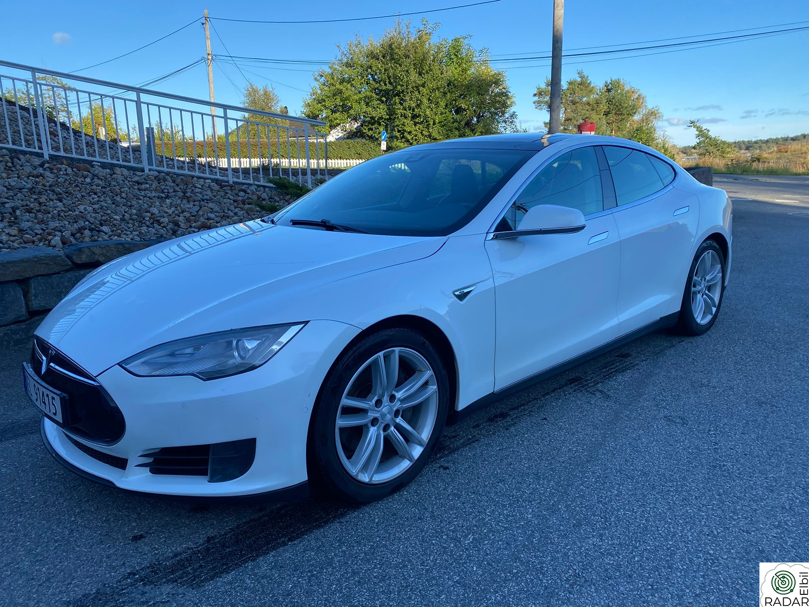 TESLA MOTORS Model S GRATIS SUC