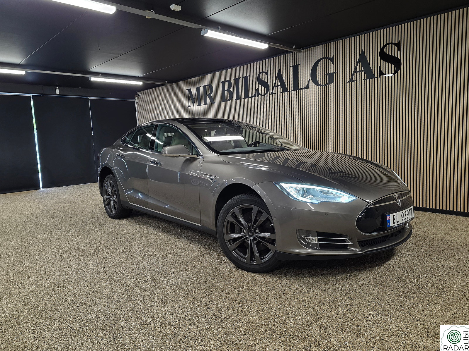 TESLA MOTORS Model S 85D 4WD / Gratis Lading/ Autopilot/ Premium/ CCS