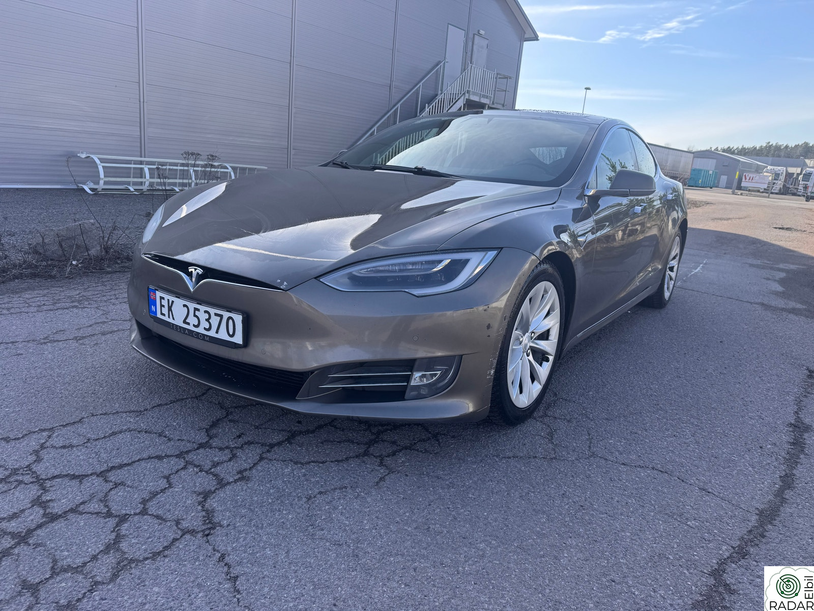 TESLA MOTORS Model S 90D, GRATIS LADING,VINTERPAKKE