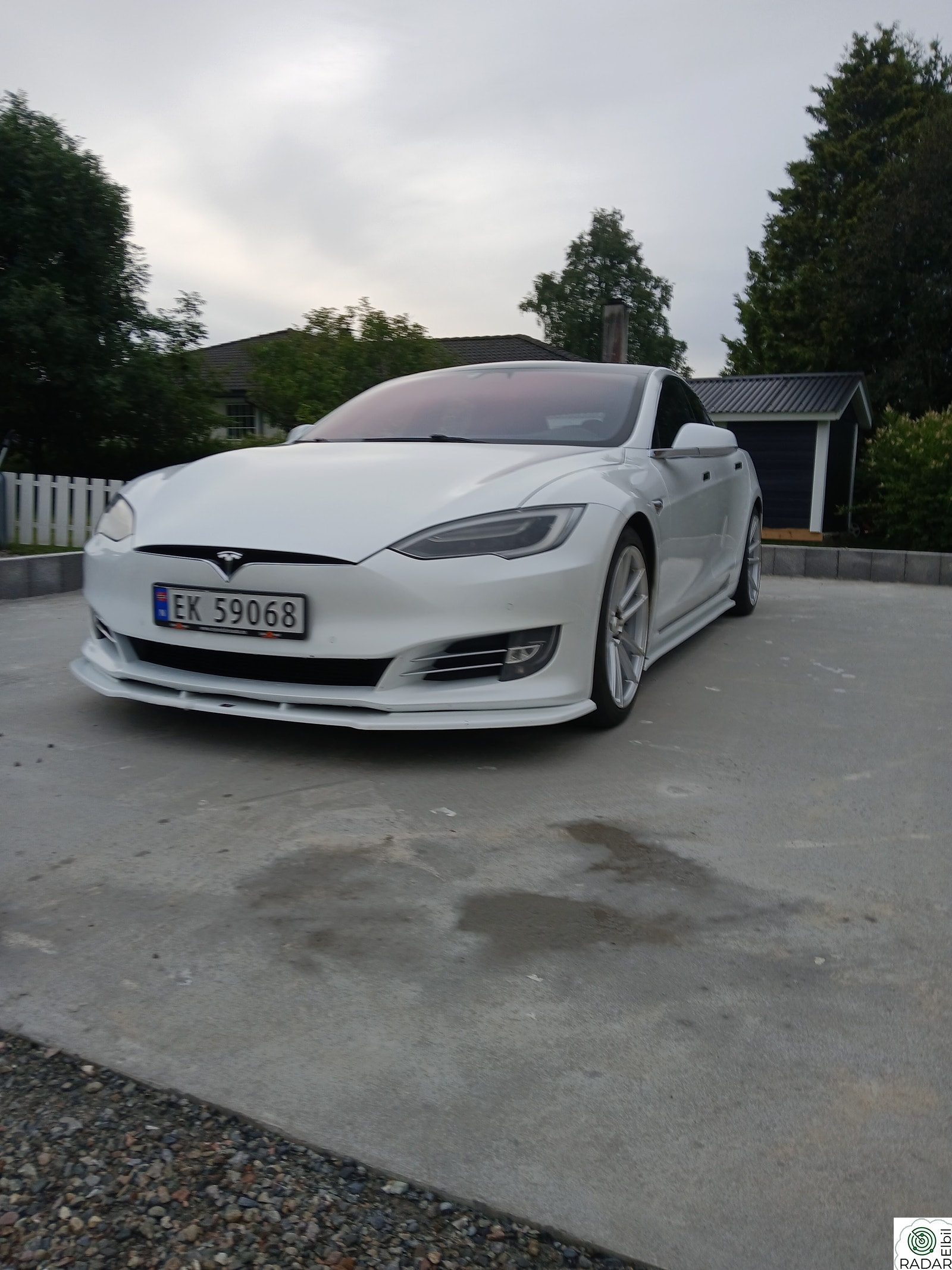 TESLA Model S 75D 4WD