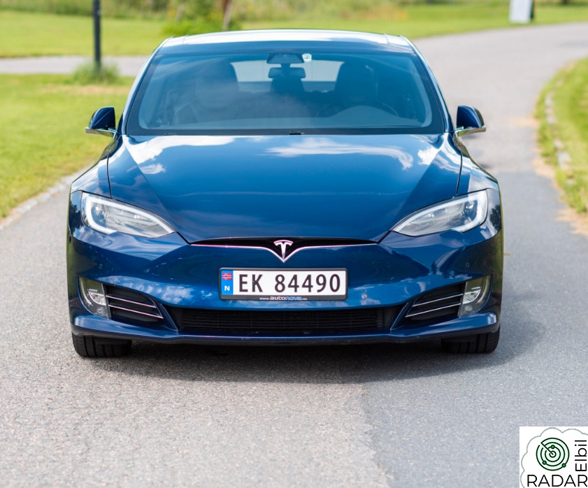 TESLA Model S 75D 4WD